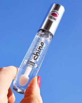 ESSENCE EXTREME SHINE VOLUME LIPGLOSS (5ML) – 01 CRYSTAL CLEAR