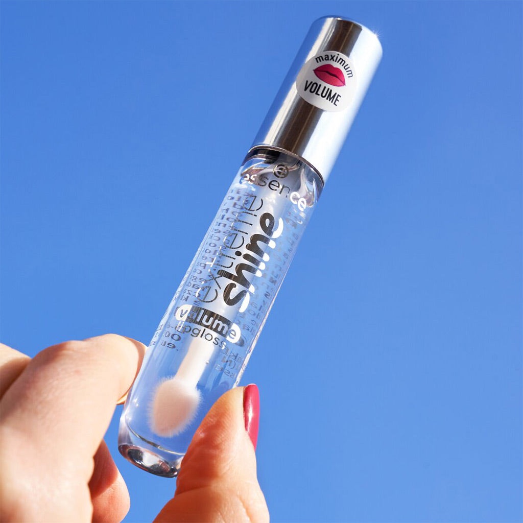 ESSENCE EXTREME SHINE VOLUME LIPGLOSS (5ML) - 01 CRYSTAL CLEAR